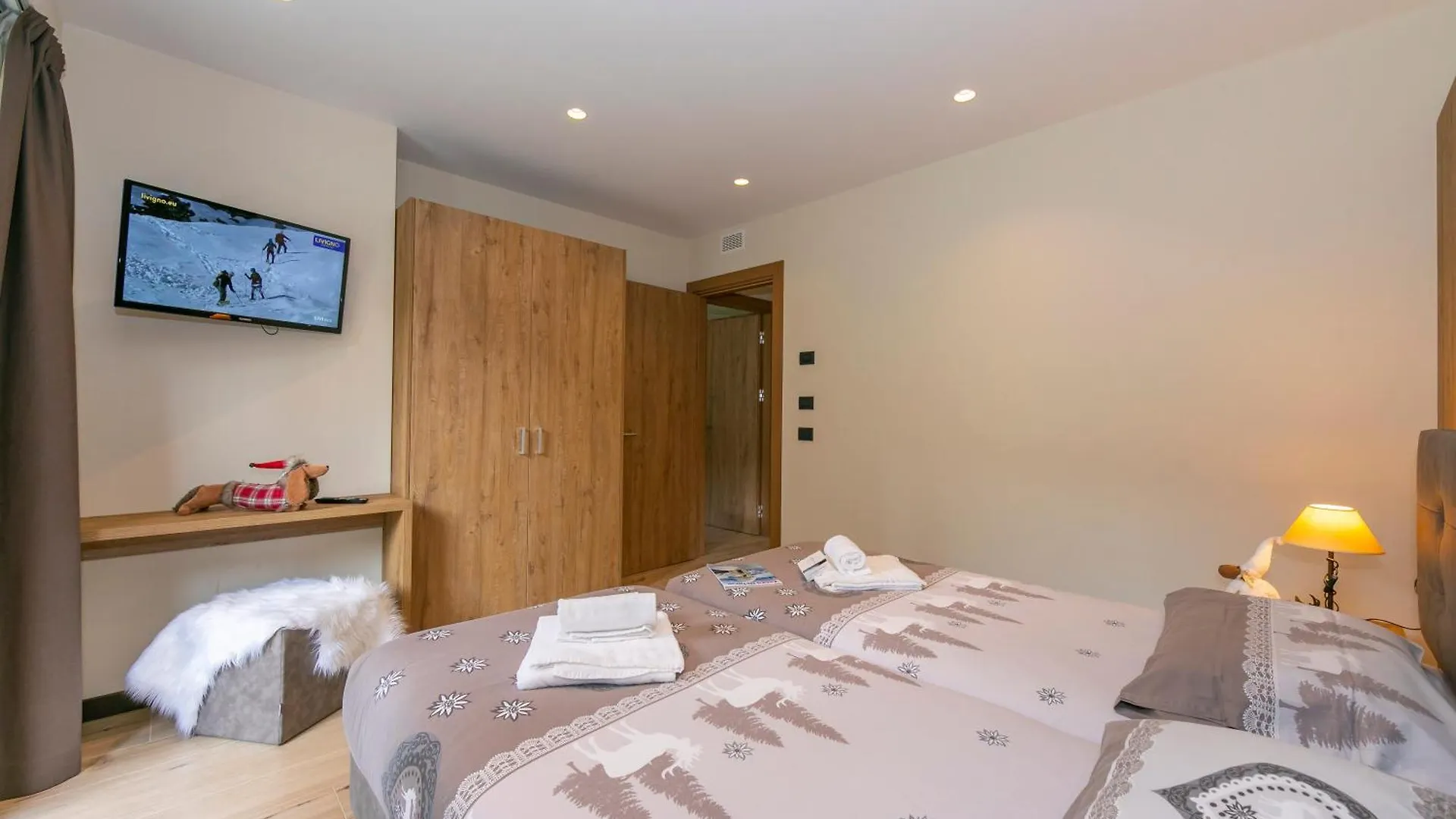 Apartment Casa Giardino Ski In - Ski Out 100M - Happy Rentals Livigno