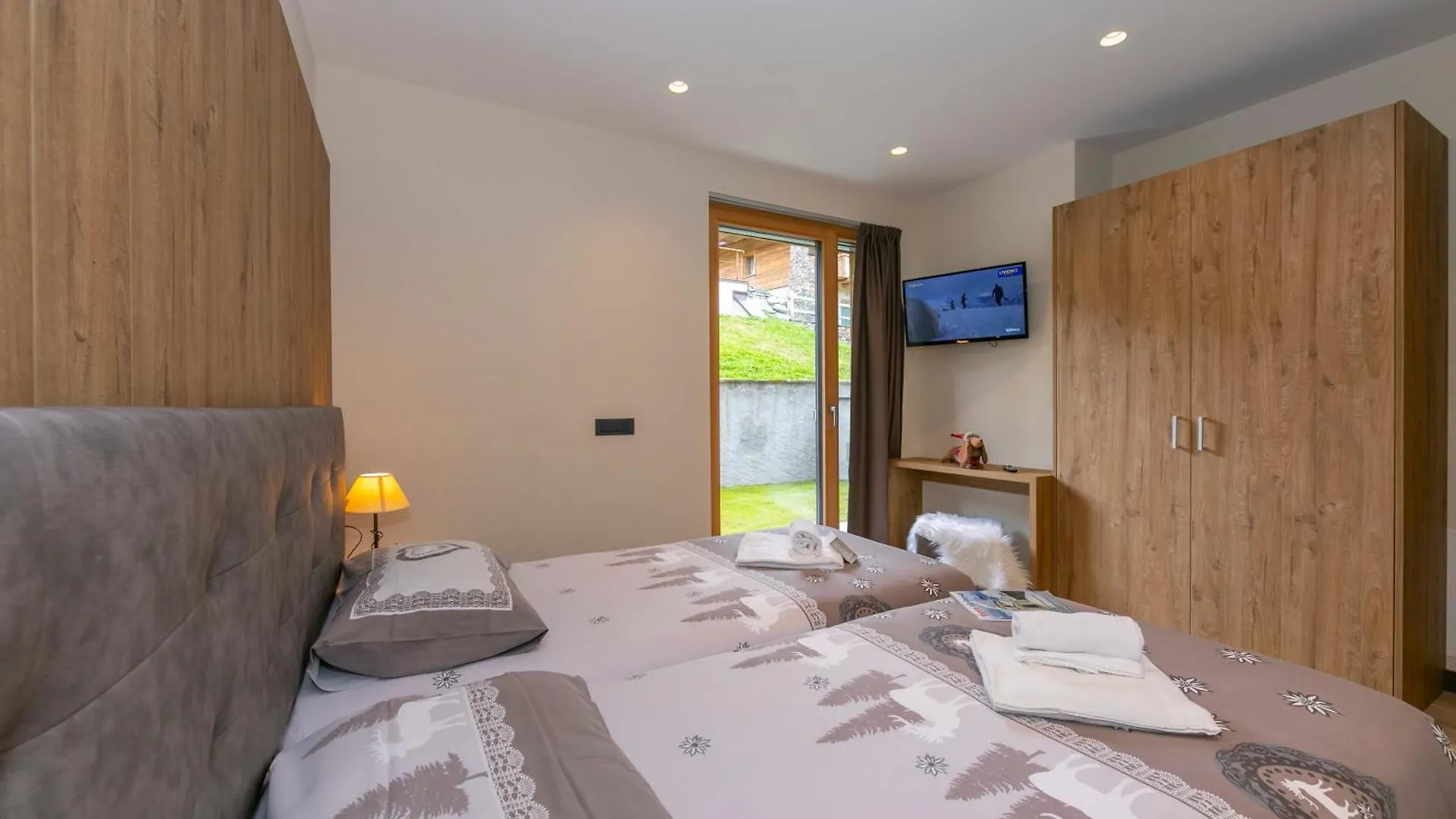 Casa Giardino Ski In - Ski Out 100M - Happy Rentals Livigno