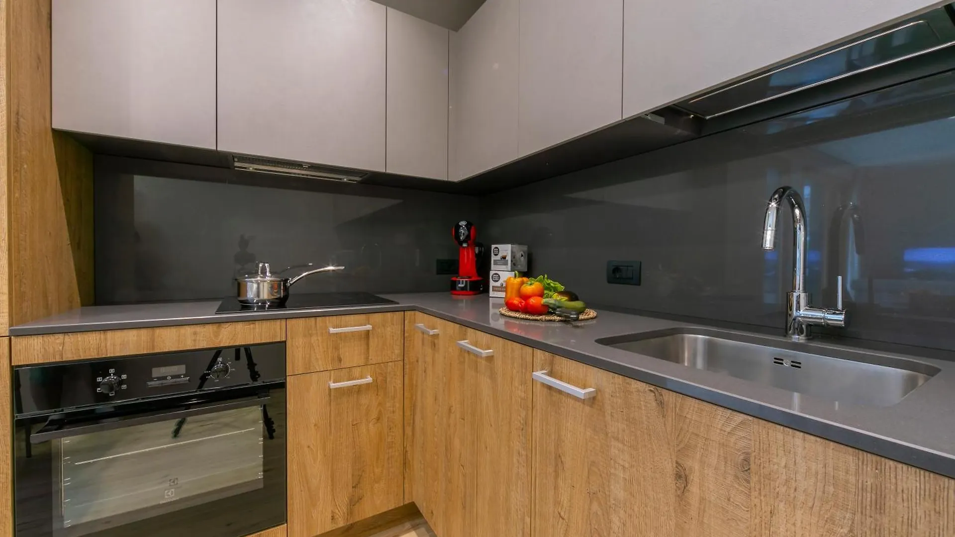 Casa Giardino Ski In - Ski Out 100M - Happy Rentals Livigno Apartment
