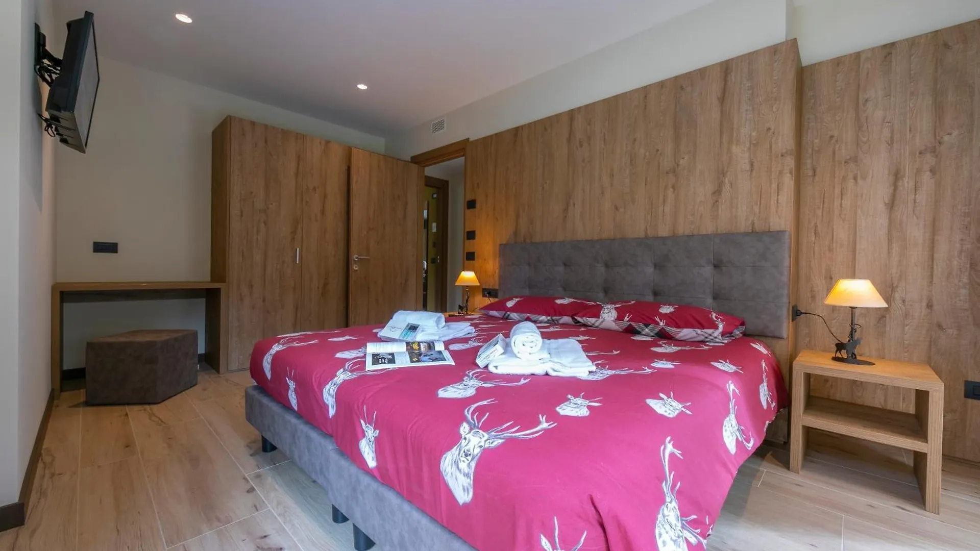 Apartment Casa Giardino Ski In - Ski Out 100M - Happy Rentals Livigno